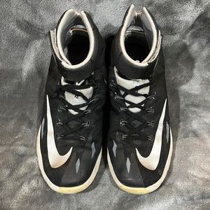 Nike Zoom Hyperrev Mens Sz 10.5 Blk/Silver #630913-003 (Beaters)